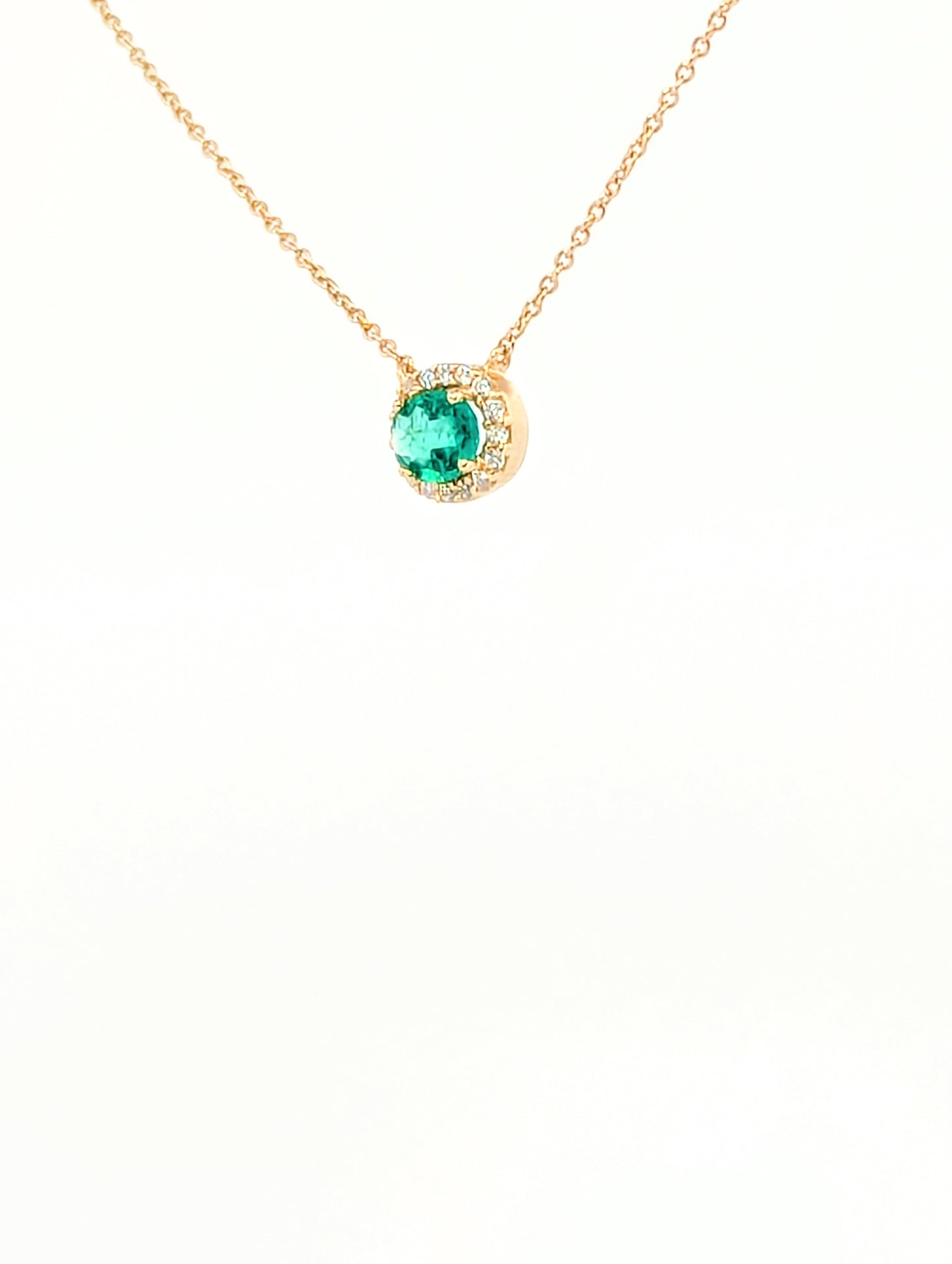 Oval Emerald Necklace