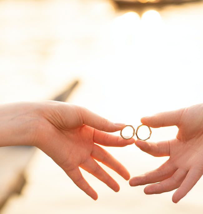 custom wedding rings