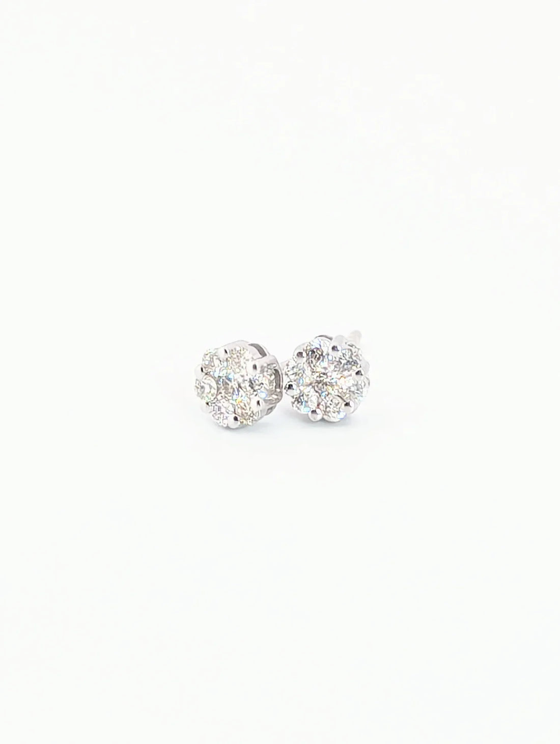 Score Big with Estate Diamond Stud Earrings