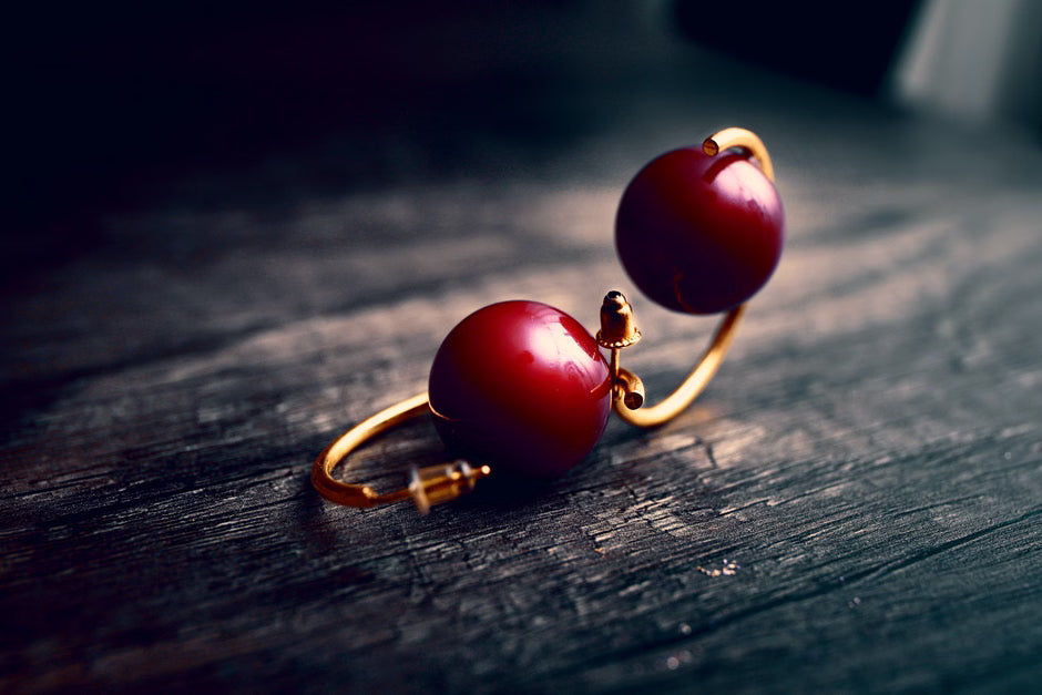 Lustrous Legacies: A Guide to Buying Estate Pearl Jewelry