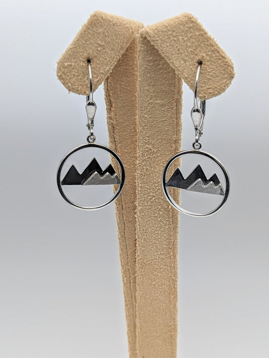 Six peak mountain earrings